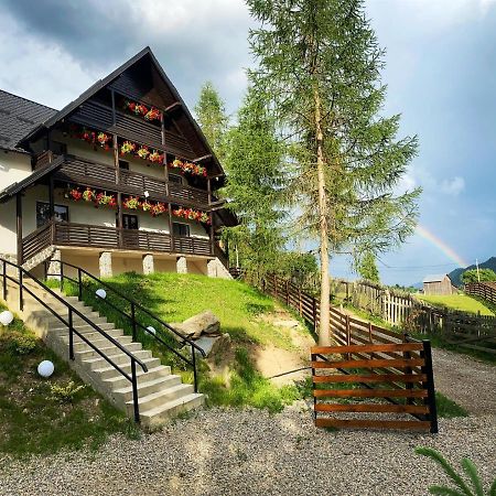 Roua Bucovinei Villa Sadova  Exteriör bild