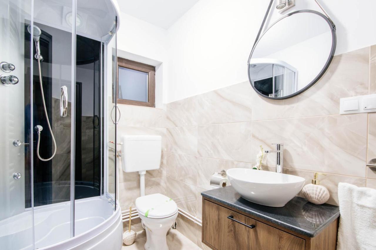 Roua Bucovinei Villa Sadova  Exteriör bild