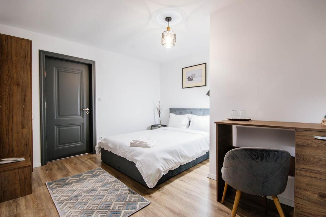 Roua Bucovinei Villa Sadova  Exteriör bild