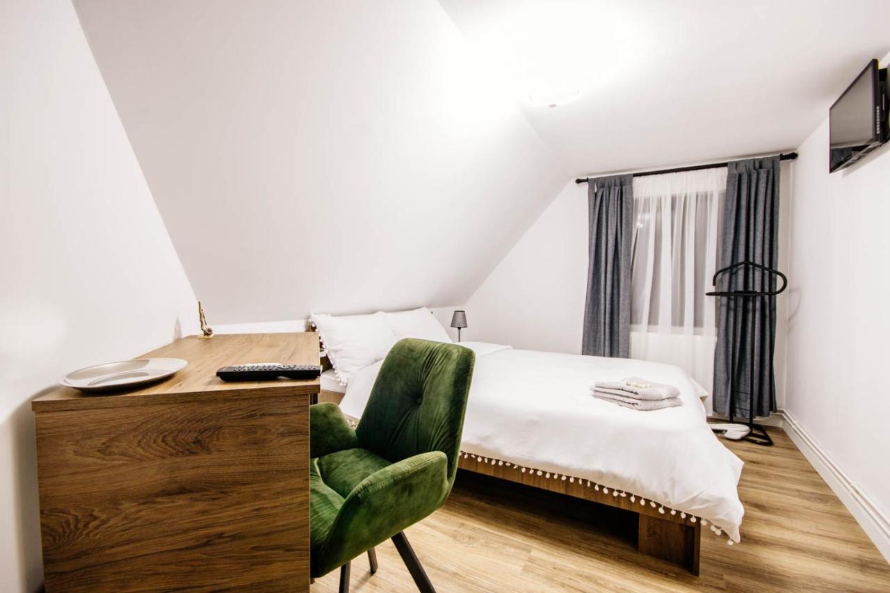 Roua Bucovinei Villa Sadova  Exteriör bild