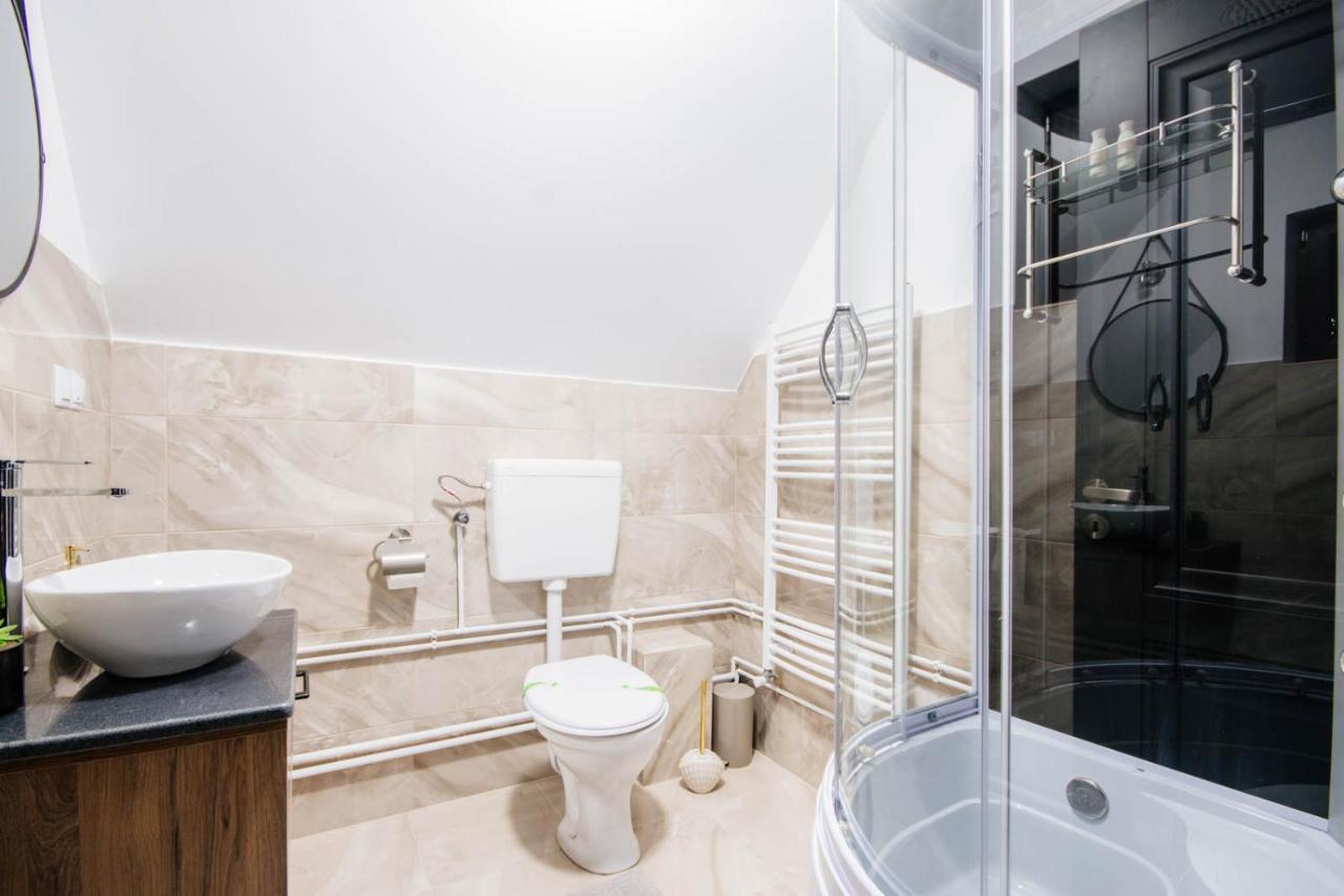 Roua Bucovinei Villa Sadova  Exteriör bild