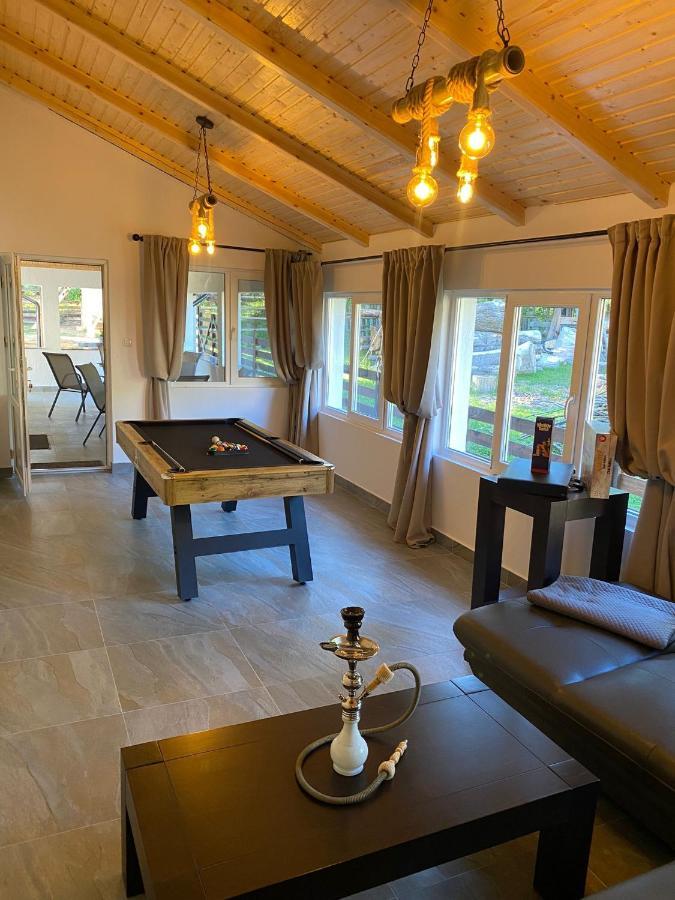Roua Bucovinei Villa Sadova  Exteriör bild